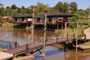 Recreación en Complejo Turístico Safari, San Pedro, Provincia de Buenos Aires sobre el río Paraná.